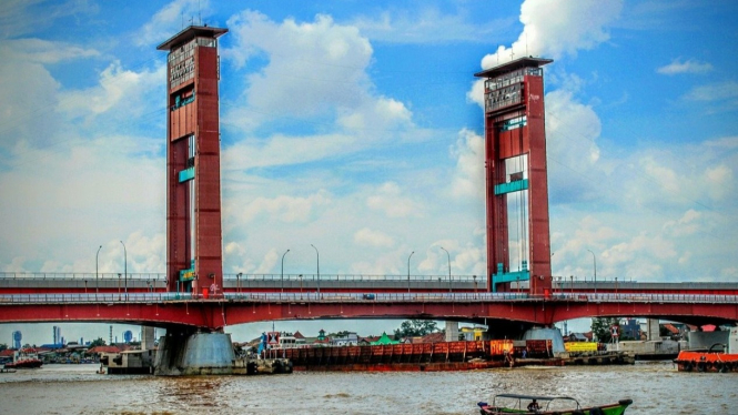 Jembatan Ampera Palembang