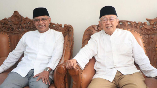 Gus Sholah dan Ketua PP Muhammadiyah Haedar Nashir. 