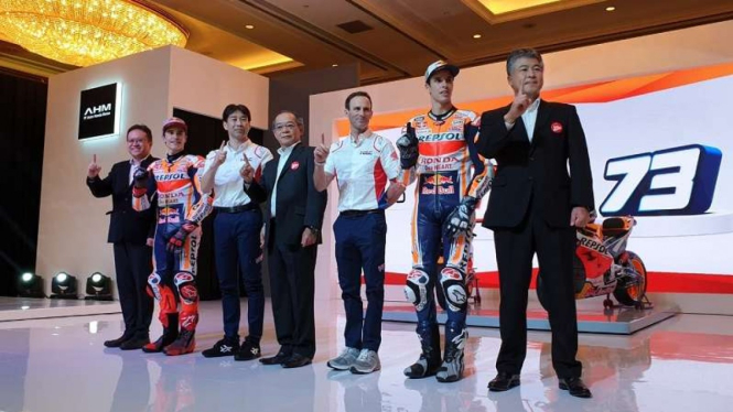Duo pembalap MotoGP Repsol Honda, Alex dan Marc Marquez saat berada di Indonesia
