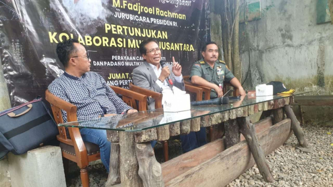 Juru Bicara Presiden, Fadjroel Rachman di Padang, Sumatera Barat