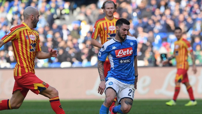 Duel Napoli vs Lecce di Serie A 2019/20