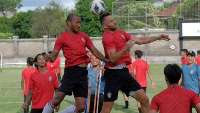 Latihan Bali United jelang Piala AFC.