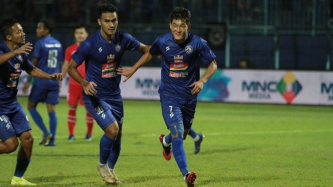 Arema FC di laga melawan Sabah FA