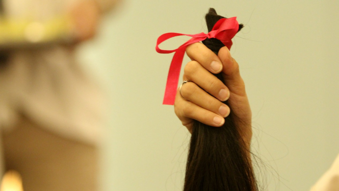 Donor Rambut untuk Penderita Kanker