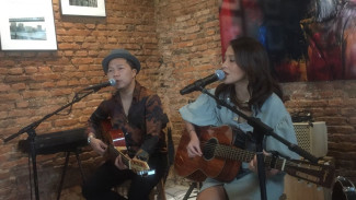 Gandeng Lala Karmela, Sandhy Sondoro Bikin Lagu untuk Anaknya