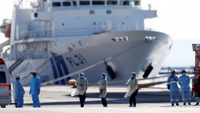 Kapal pesiar Diamond Princess yang kini dikarantina di Jepang terkait dengan penyebaran Virus Corona mempekerjakan 78 kru asal Indonesia.
