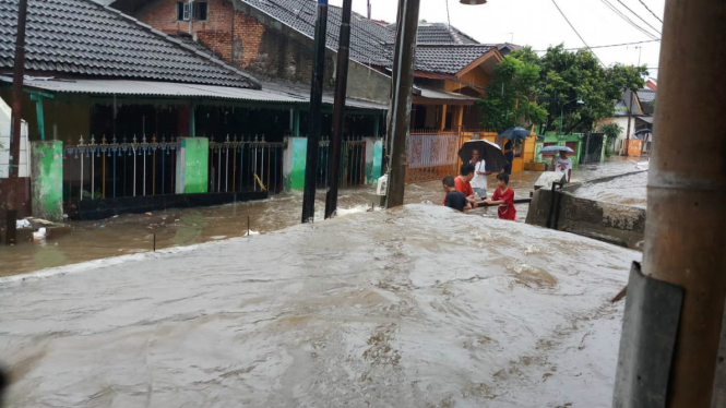 Perumahan di Bekasi terendam