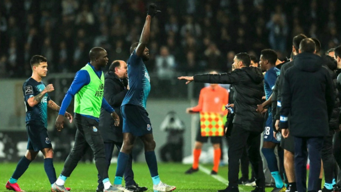 Bomber FC Porto, Moussa Marega meninggalkan pertandingan akibat seruan rasis
