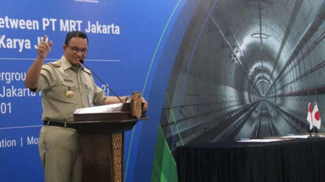 Gubernur DKI Jakarta Anies Baswedan di acara pembangunan MRT fase II