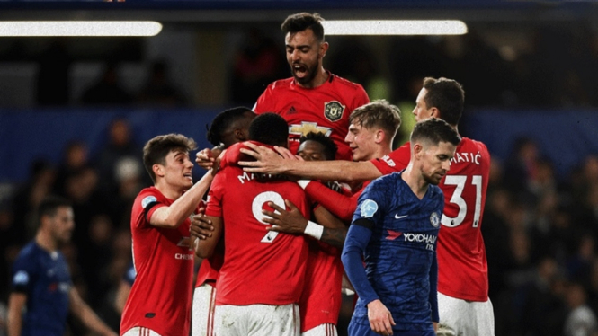 Pemain Manchester United merayakan gol ke gawang Chelsea