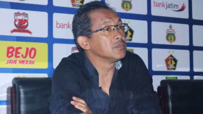 Pelatih Persebaya Surabaya, Aji Santoso.