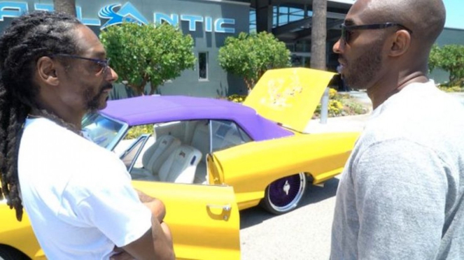 Snoop Dogg beri Kobe Pontiac langka.
