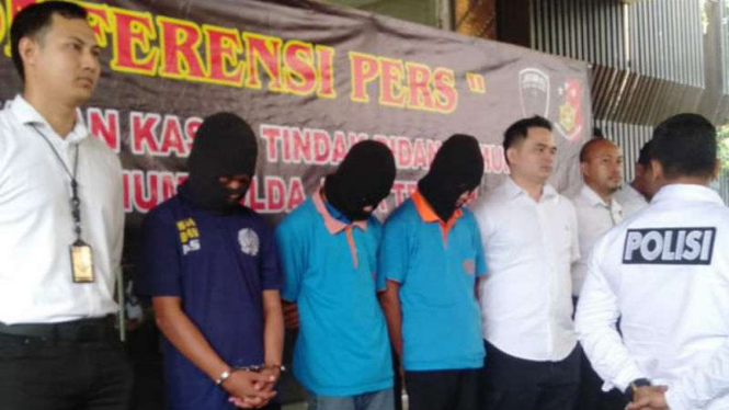 Para tersangka penipuan CPNS di Semarang yang diamankan Polda Jateng.