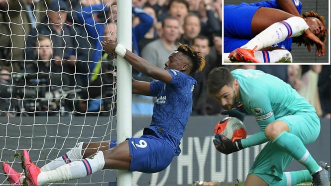 Bomber Chelsea, Tammy Abraham menhantam tiang gawang Stamford Bridge