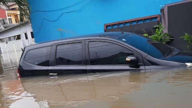 Banjir di Perumnas 1 Bekasi Barat, Selasa 25 Februari 2020.