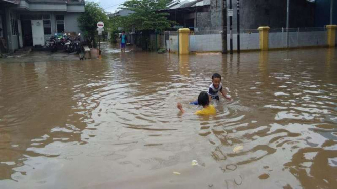 Banjir di Kota Tangerang, Selasa, 25 Februari 2020.