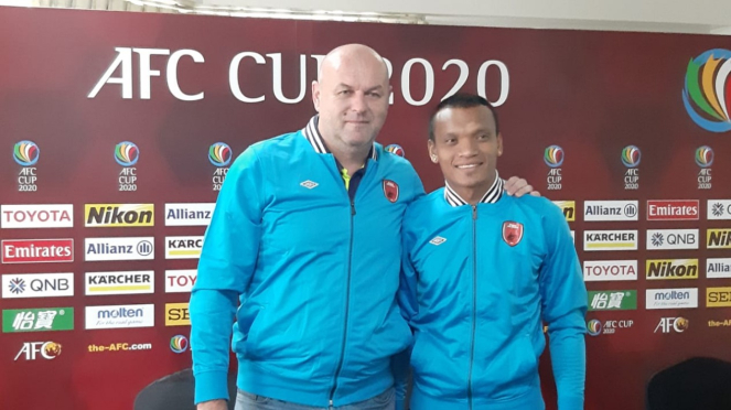 Pelatih PSM Makassar, Bojan Hodak dan Ferdinand Sinaga