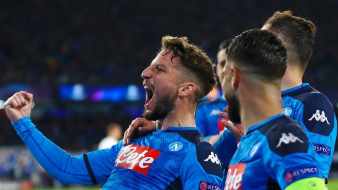 Gelandang Napoli, Dries Mertens usai mencetak gol.