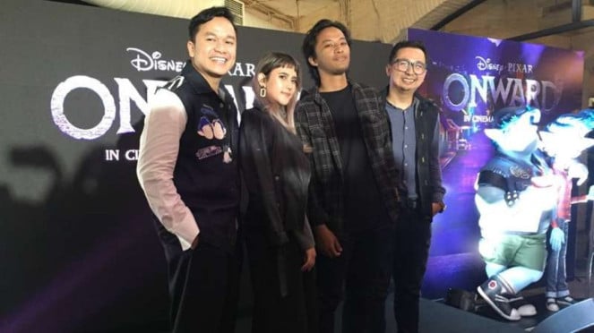 Shane Tiara (dua kiri) dan Herzven (dua kanan).