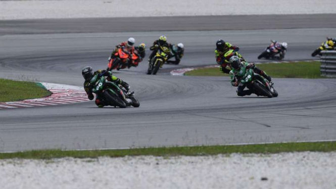 Sesi latihan bebas Asia Road Racing Championship.