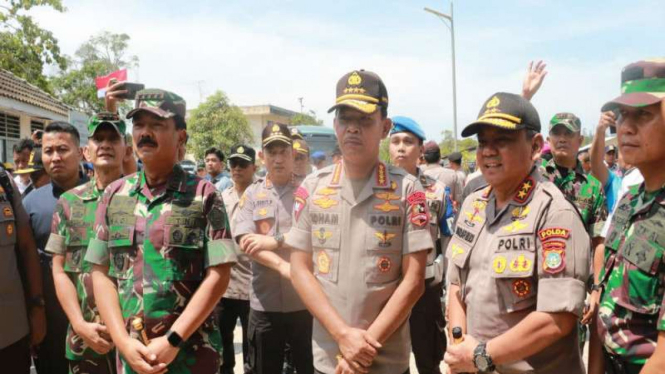 Kapolri Jenderal Idham Aziz dan Panglima TNI Marsekal Hadi Tjahjanti di Kepri