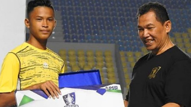 Striker muda Indonesia, Krisna Sulistia