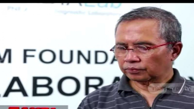 Ahli biokimia dan biologi molekuler pada Universitas Airlangga Surabaya, Prof Chaerul Anwar Nidom.