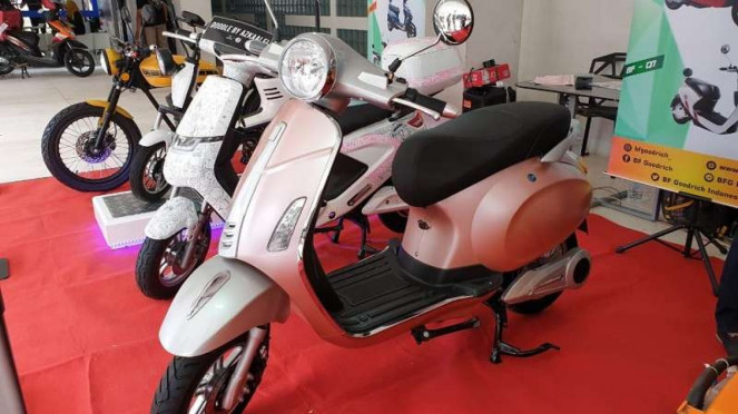 Ilustrasi sepeda motor diubah menjadi kendaraan listrik Ilustrasi sepeda motor diubah menjadi kendaraan listrik