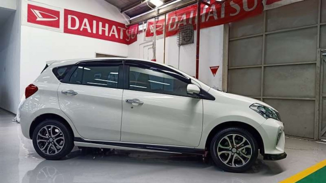 Daihatsu Sirion baru dengan perubahan pada bagian ektsterior dan interiornnya.