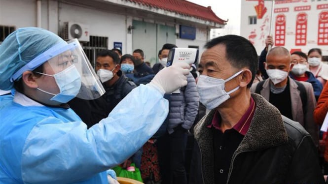 Pemeriksaan terinfeksi virus di China