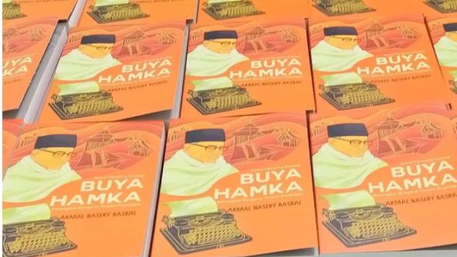 Buku Buya Hamka Setangkai Bunga di Taman Pujangga.