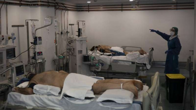 Viva Militer: Instalasi khusus rumah sakit darurat Barcelona
