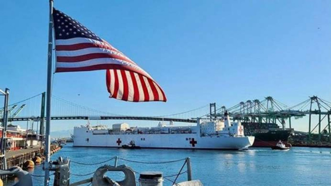 VIVA Militer: USNS Mercy.