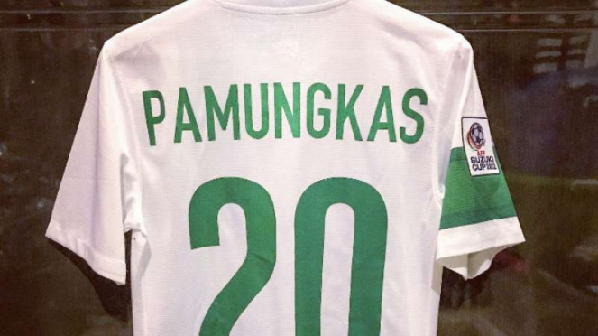 Jersey bersejarah milik Bambang Pamungkas