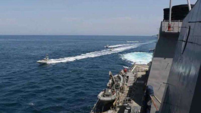 VIVA Militer: Kapal Tempur Cepat Angkatan Laut Pasukan Revolusi Islam Iran