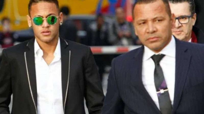 Neymar Jr bersama ayahnya Neymar Santos, Sr.