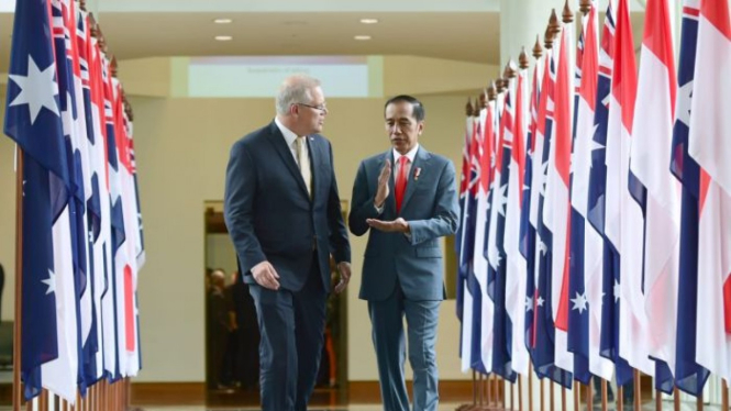 Perdana Menteri Australia, Scott Morrison, dan Presiden Indonesia Joko Widodo. Hubungan Indonesia-Australia merupakan gambaran karakter klasik relasi antarnegara tetangga.