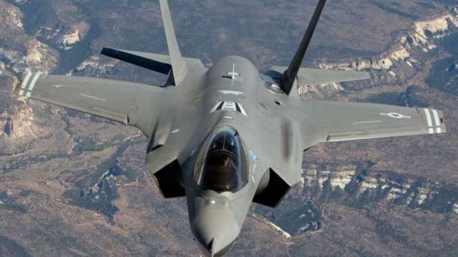 Viva militar: avión de combate de la Fuerza Aérea de EE. UU. (Fuerza Aérea de los Estados Unidos), F -35 tormenta eléctrica II
