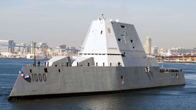 VIVA Militer: Kapal rudal nuklir Angkatan Laut AS (US Navy), USS Zumwalt