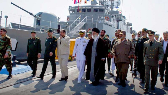 VIVA Militer:  Ayatollah Khamenei.