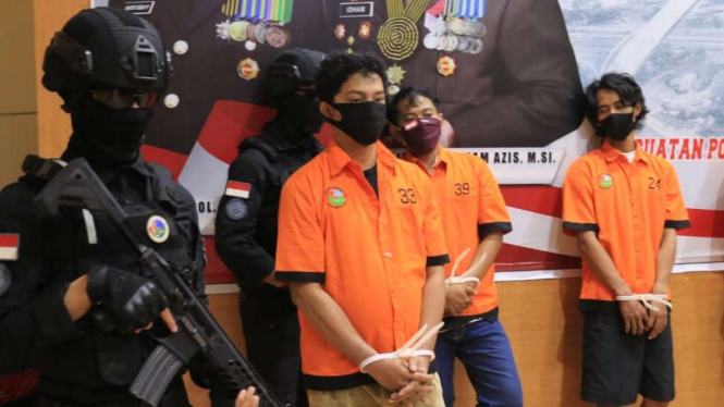 Polisi tanggap pengedar sabu dan ekstasi saat virus corona.