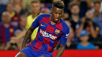 Butuh Duit, Barcelona Relakan Bek Kanannya Dirampas Mancity