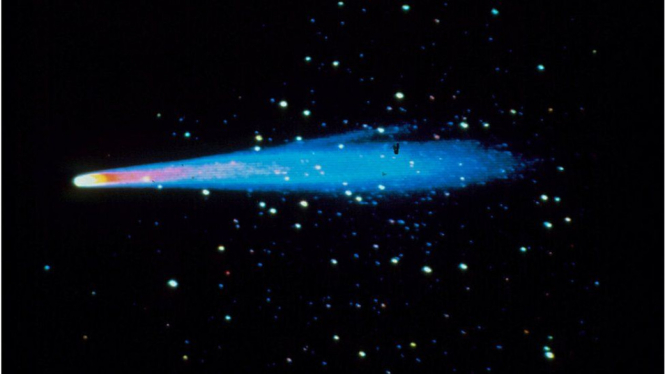Debu yang ditinggalkan Komet Halley ratusan tahun lalu menciptakan hujan meteor Eta Aquarids.-Getty Images