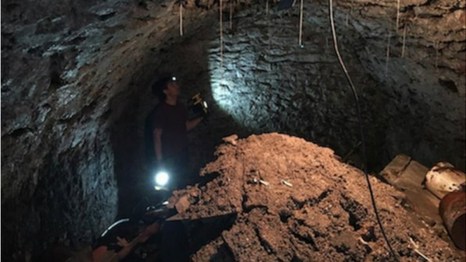 Pria Inggris temukan terowongan gua rahasia di bawah rumahnya