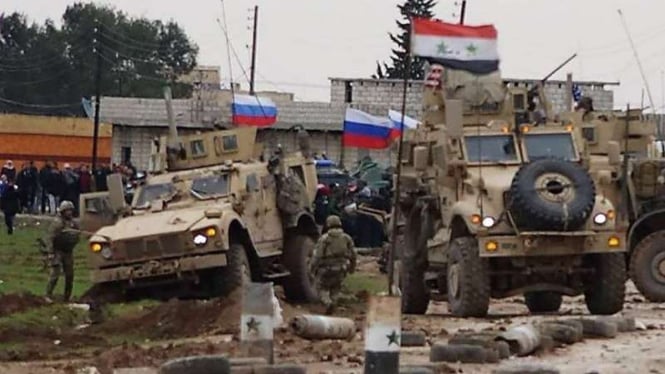 VIVA Militer: Kendaraan lapis baja militer Rusia di Suriah