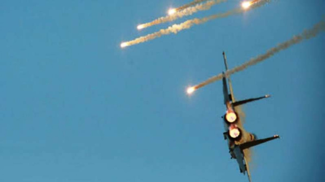 VIVA Militer: Jet tempur Angkatan Udara Israel (IAF) menembakkan rudal