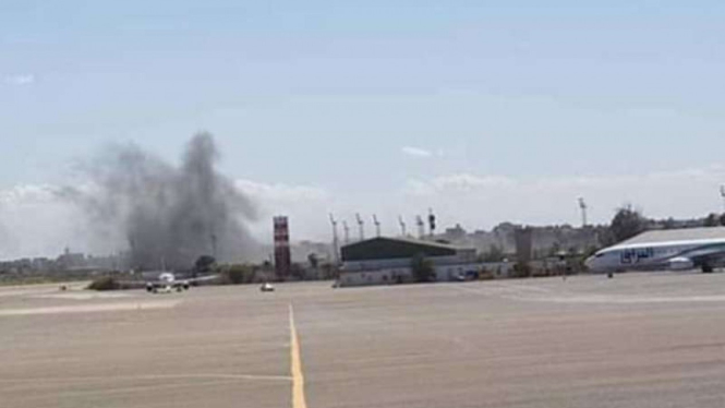 VIVA Militer: Bandara Mitiga Tripoli diserang pasukan SInga LNA