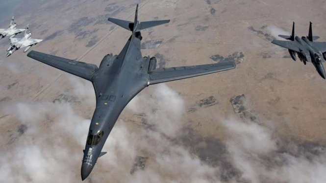 VIVA Militer: Pesawat Pembom Amerika Serikat (AS), Rockwell B-1 Lancer