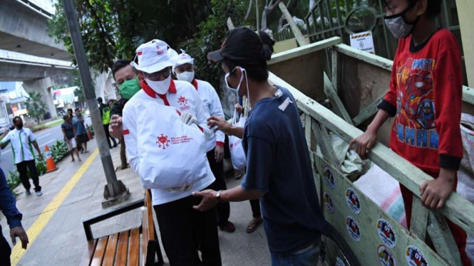 Ketua Umum Relawan Indonesia Bersatu Lawan Covid-19, Sandiaga Salahudin Uno 