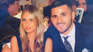 Anak Pertama Lahir, Kolasinac Ucapkan Alhamdulillah